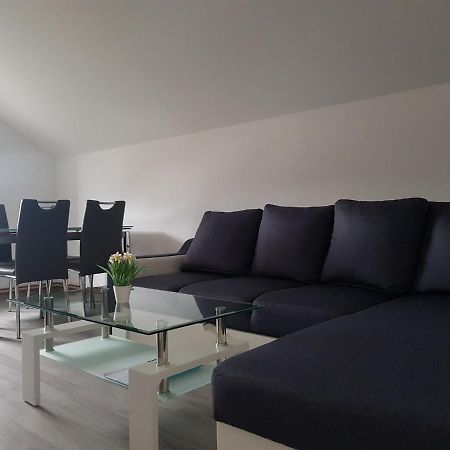 Apartmani Brigita Korenica Eksteriør bilde