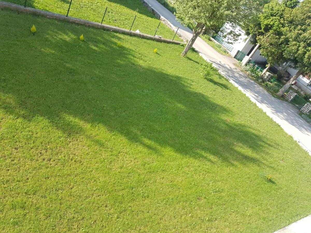 Apartmani Brigita Korenica Eksteriør bilde