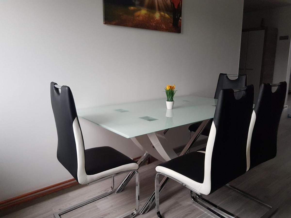 Apartmani Brigita Korenica Eksteriør bilde